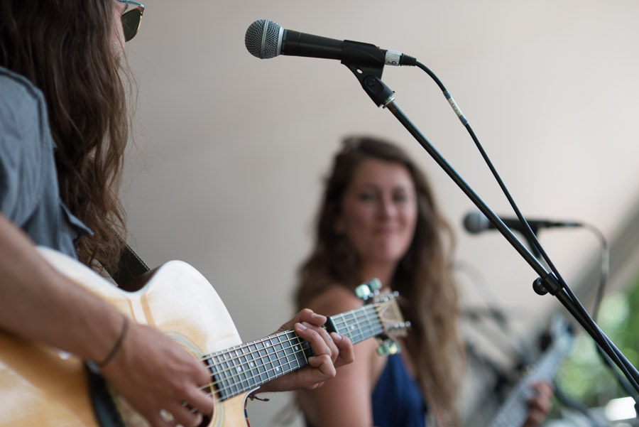 Logan Mckillop and and Carly Dow casually string together an intimate set.