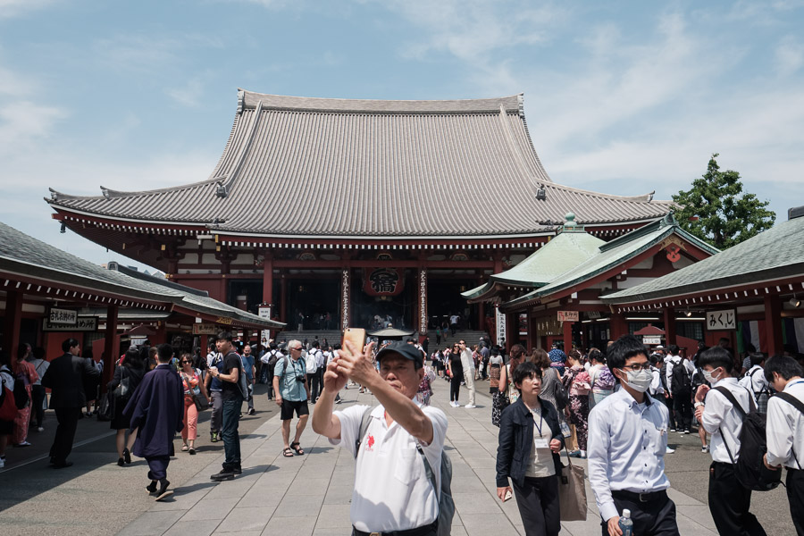 A modern moment in an old place. Technology and its overlap with long traditions is an interesting intersection. A spiritual heart is in the center of Tokyo&hellip;
