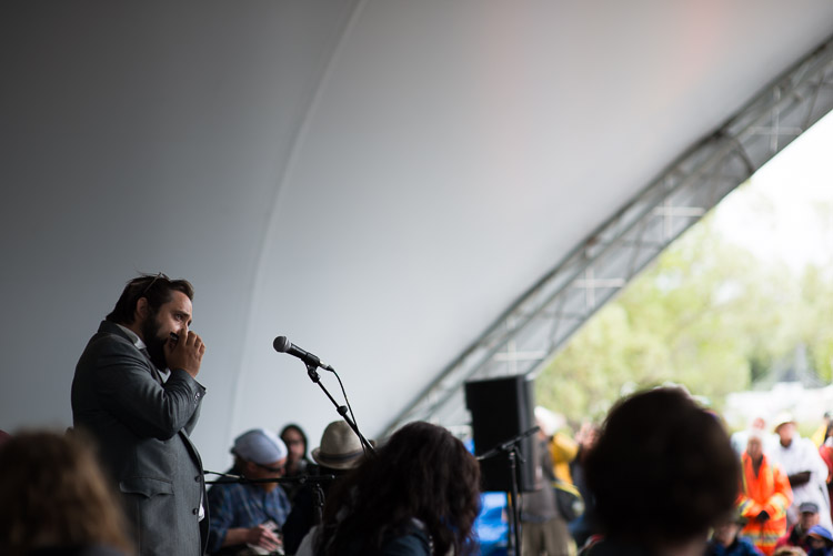 Patrick Alexandre on the harmonica.